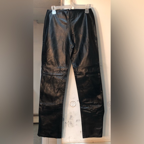 Gorgeous Danier leather pant ! - Picture 3 of 6